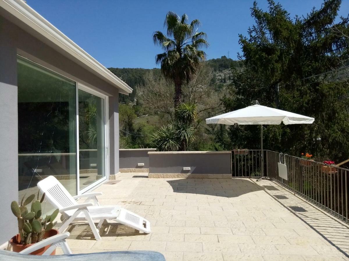 Villa Casa Vacanze Irmino Garden à Raguse Extérieur photo